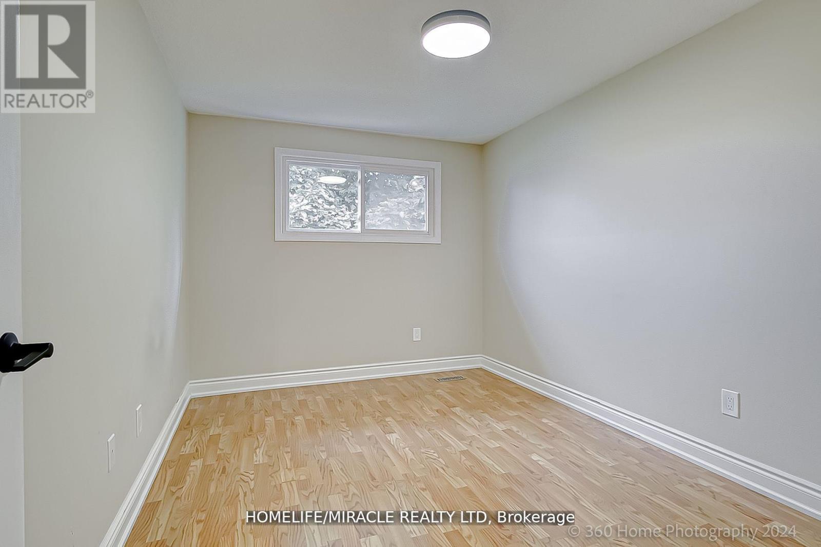 581 Hayward Crescent, Milton, Ontario  L9T 4T8 - Photo 13 - W12916348