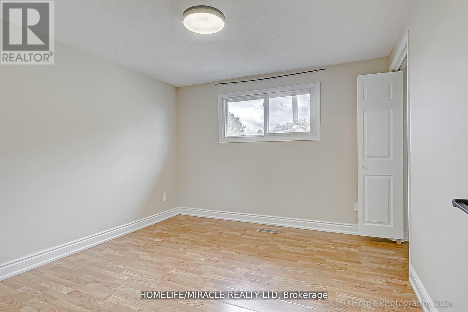 581 Hayward Crescent, Milton, Ontario  L9T 4T8 - Photo 16 - W12916348