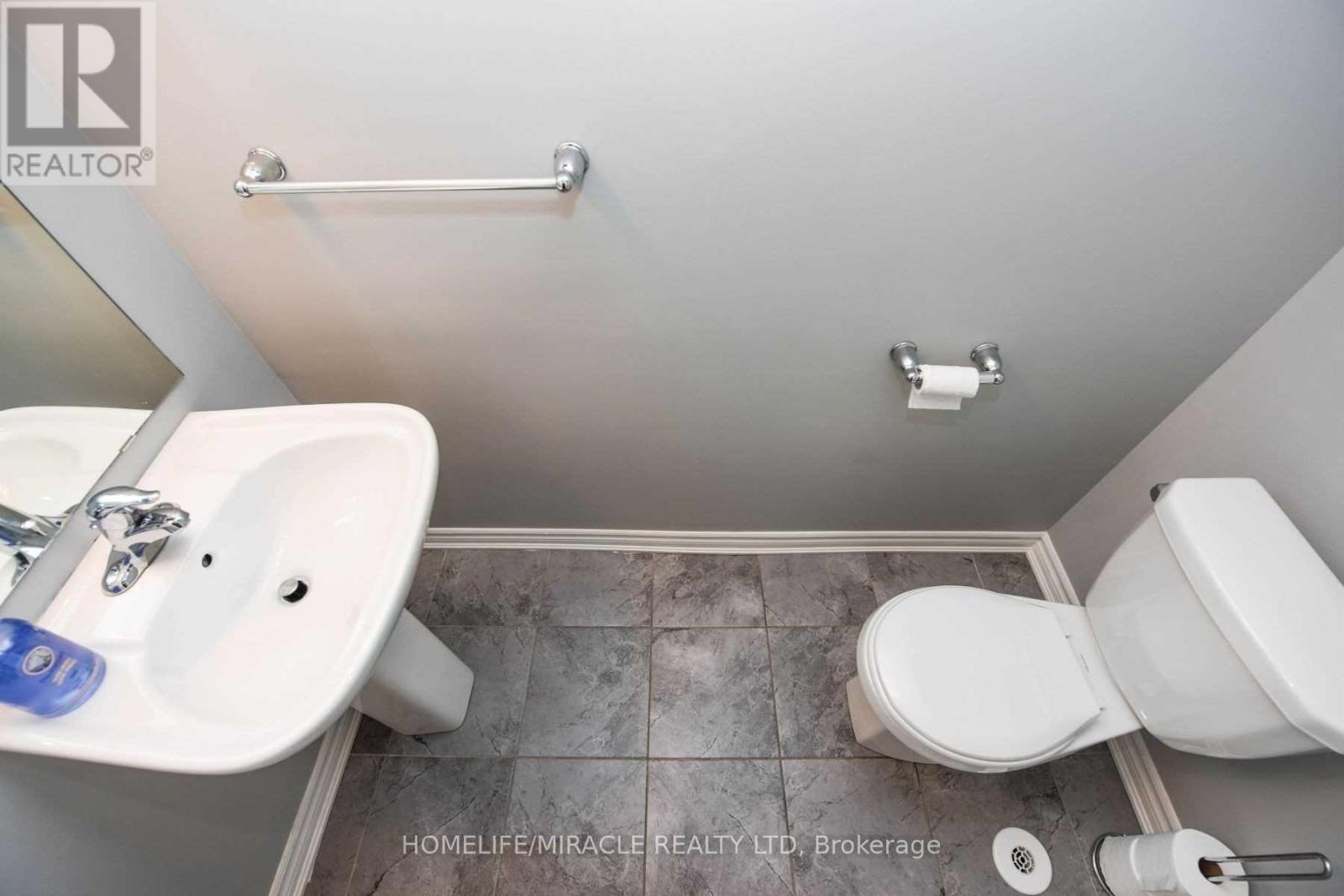 79 - 200 Veterans Drive, Brampton, Ontario  L7A 4S6 - Photo 10 - W12916368