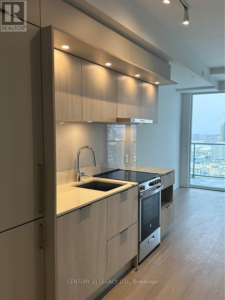 2506 - 448 Burnhamthorpe Road, Mississauga, Ontario  L5B 4M6 - Photo 2 - W12916386