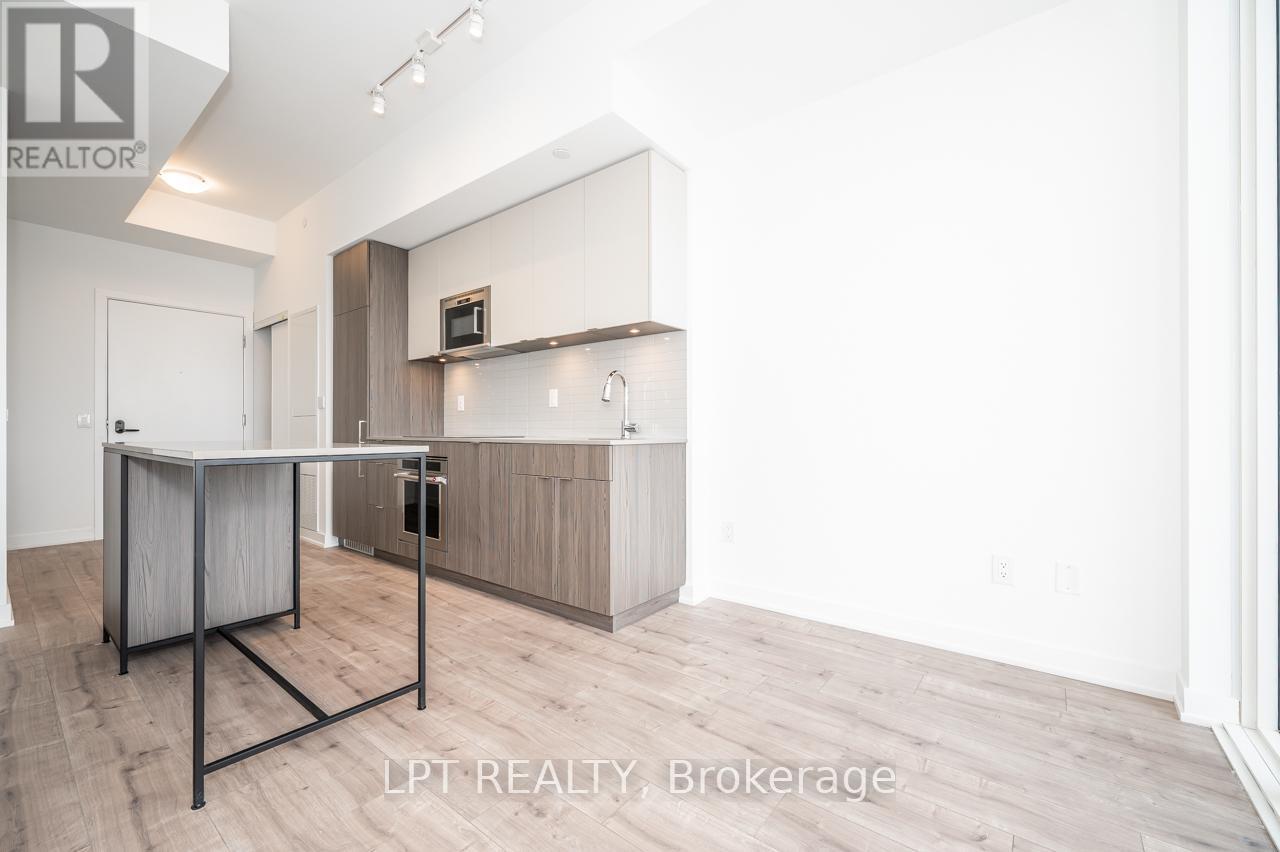 517 - 220 Missinnihe Way, Mississauga, Ontario L5H 0A7 - Photo 11 - W12916398