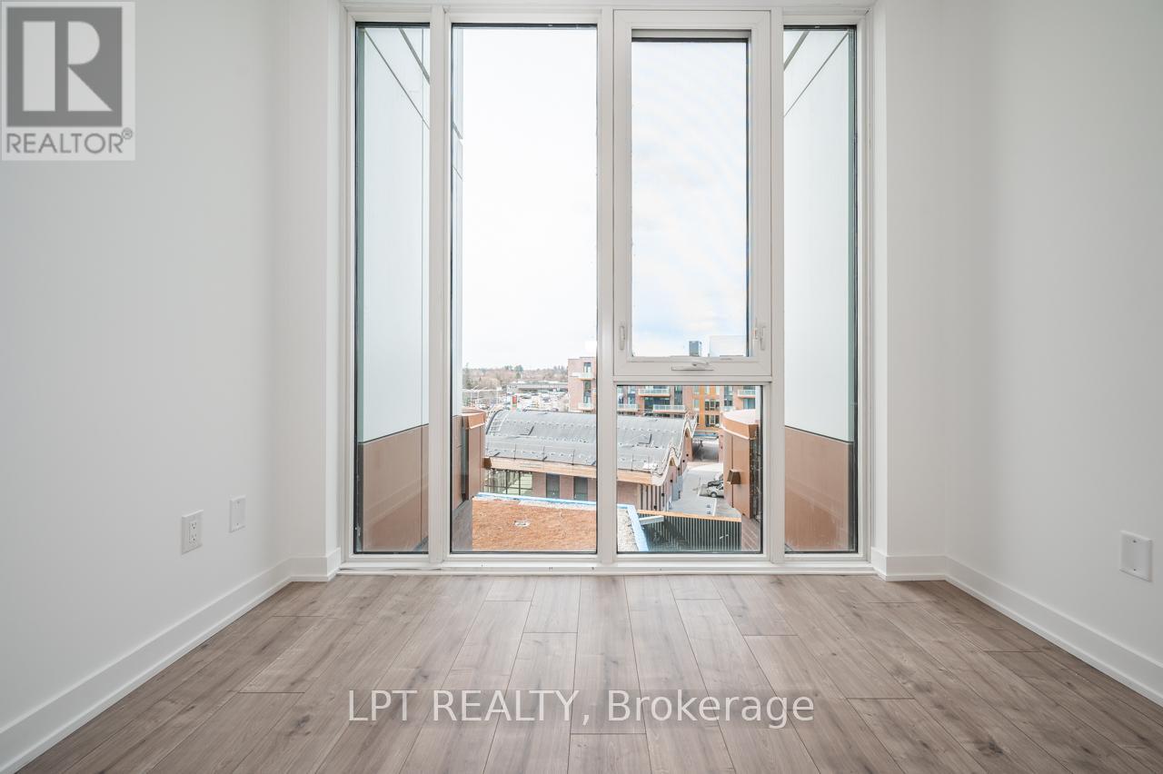 517 - 220 Missinnihe Way, Mississauga, Ontario L5H 0A7 - Photo 7 - W12916398