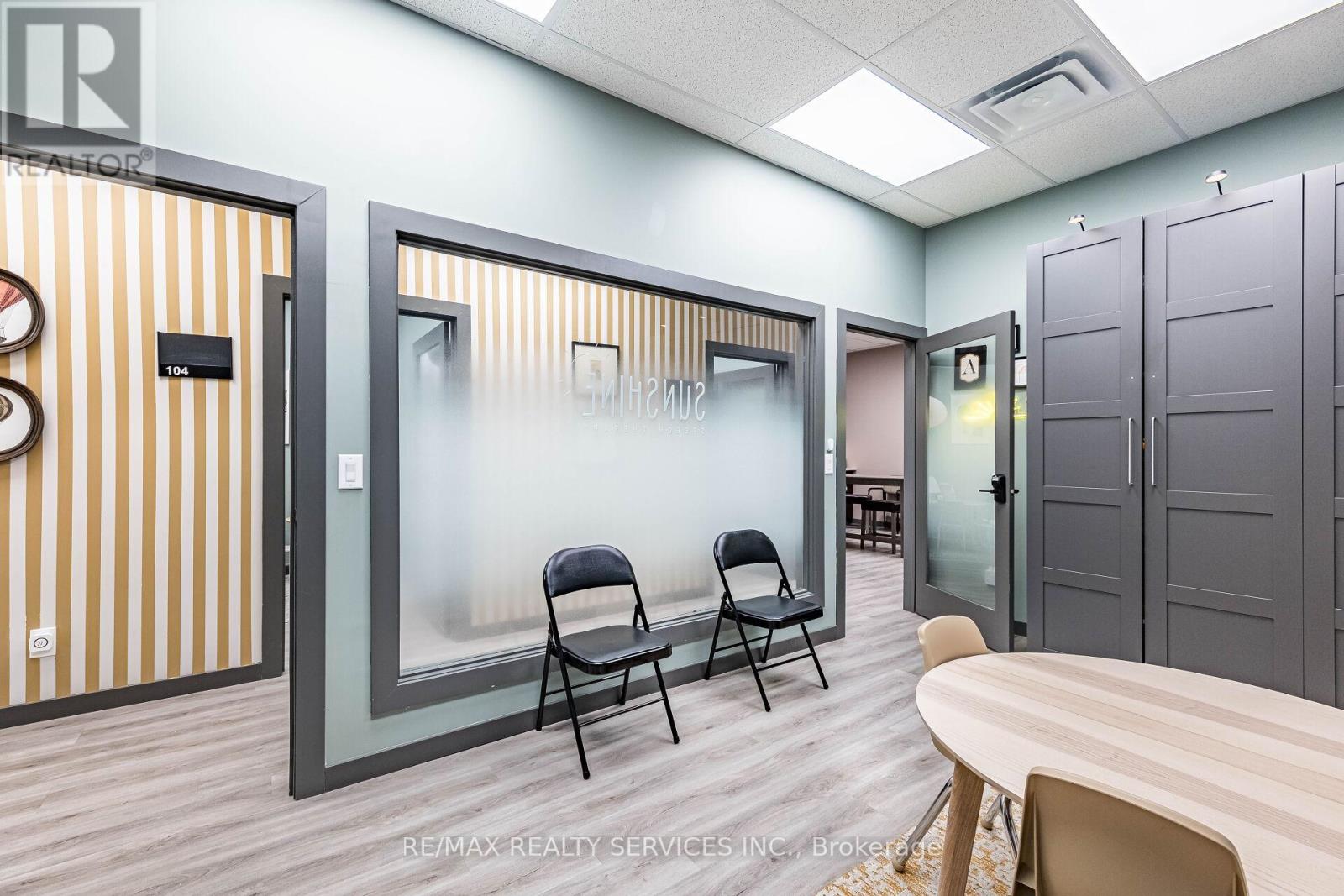 3 - 5006 South Service Road, Burlington, Ontario  L7L 5Y7 - Photo 14 - W12916402