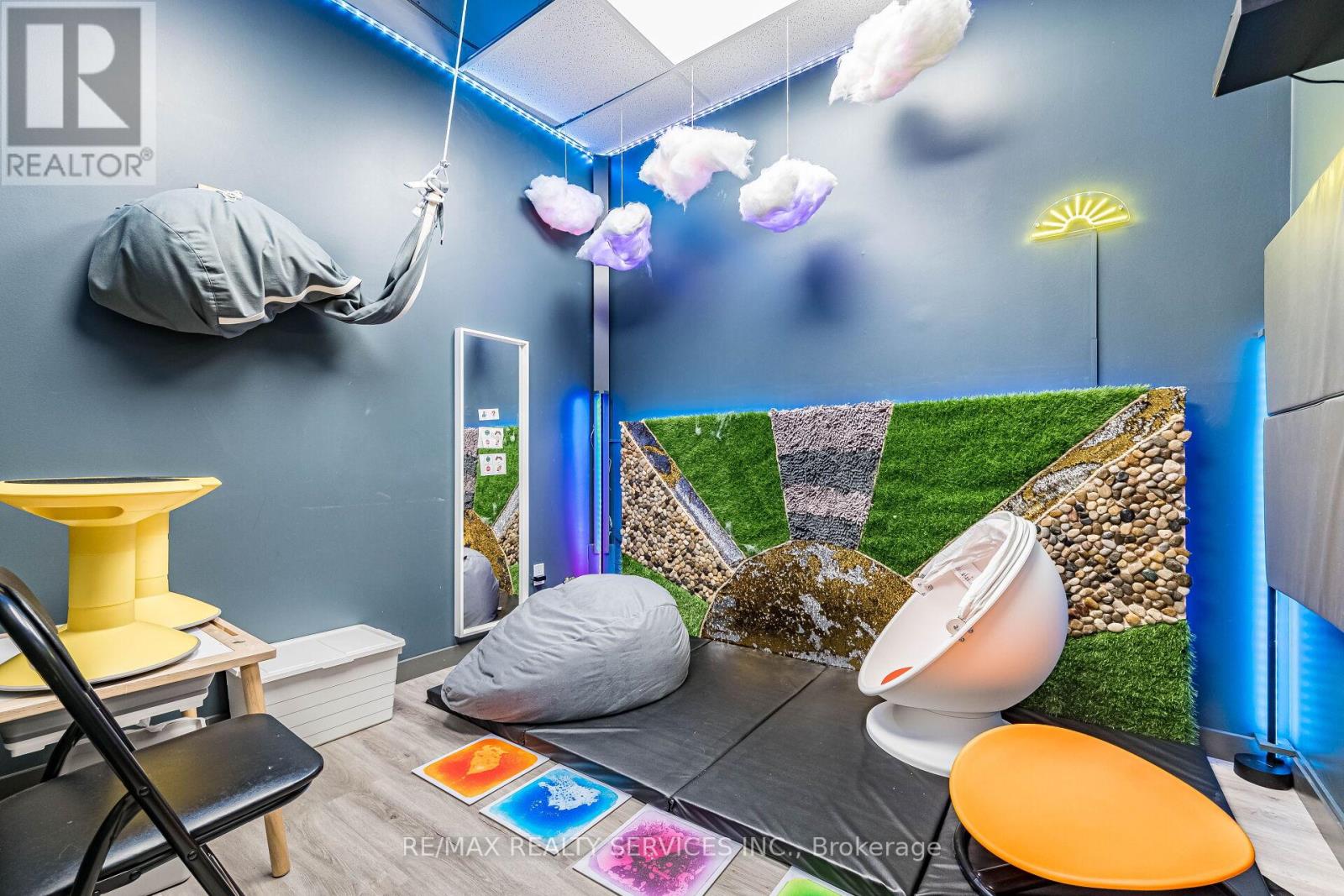 3 - 5006 South Service Road, Burlington, Ontario  L7L 5Y7 - Photo 22 - W12916402