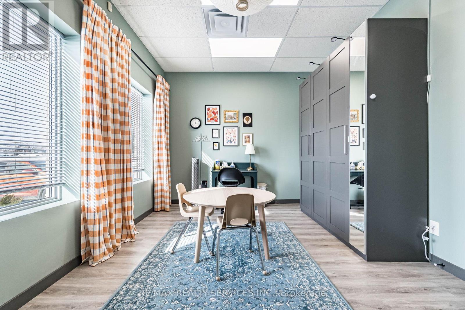 3 - 5006 South Service Road, Burlington, Ontario  L7L 5Y7 - Photo 5 - W12916402