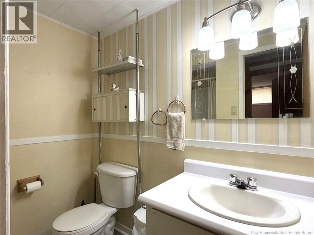 1261 Whelton, Bathurst, New Brunswick  E2A 3S8 - Photo 22 - NB135715
