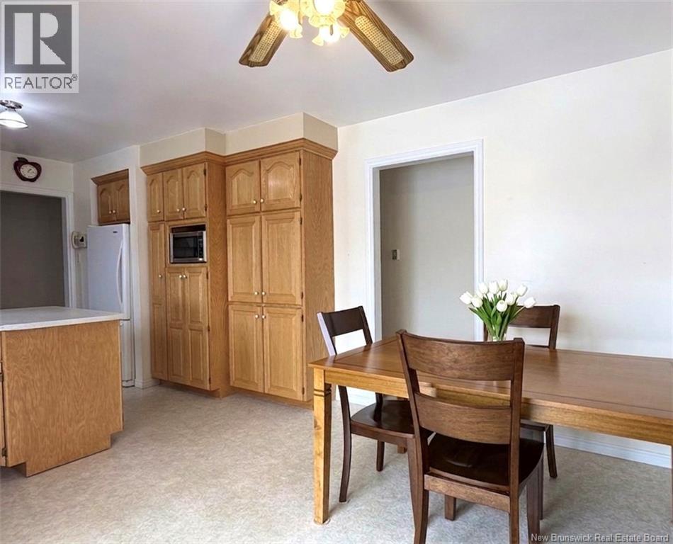 1261 Whelton, Bathurst, New Brunswick  E2A 3S8 - Photo 7 - NB135715