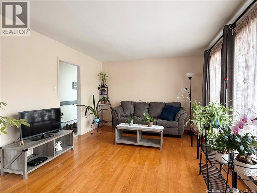 1261 Whelton, Bathurst, New Brunswick  E2A 3S8 - Photo 13 - NB135715