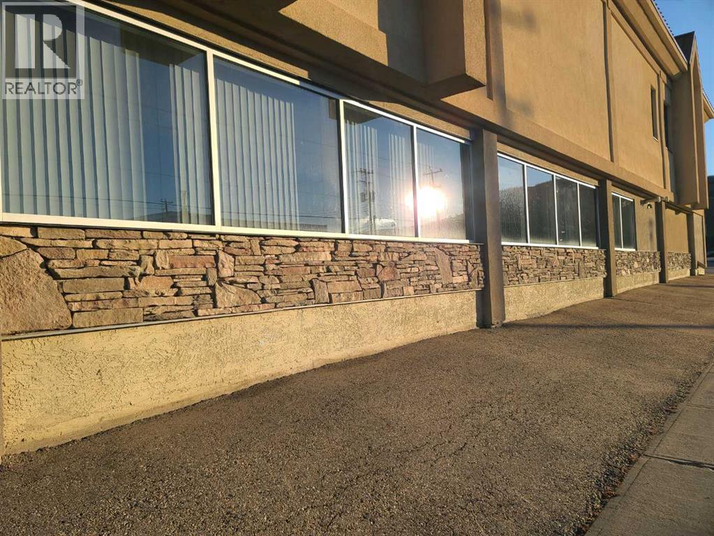 9510 100 Street, Peace River, Alberta  T8S 1S1 - Photo 2 - A2189802