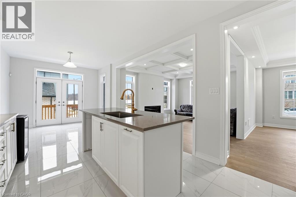 132 Settlers Road E, Oakville, Ontario  L6H 0Y3 - Photo 9 - 40808337