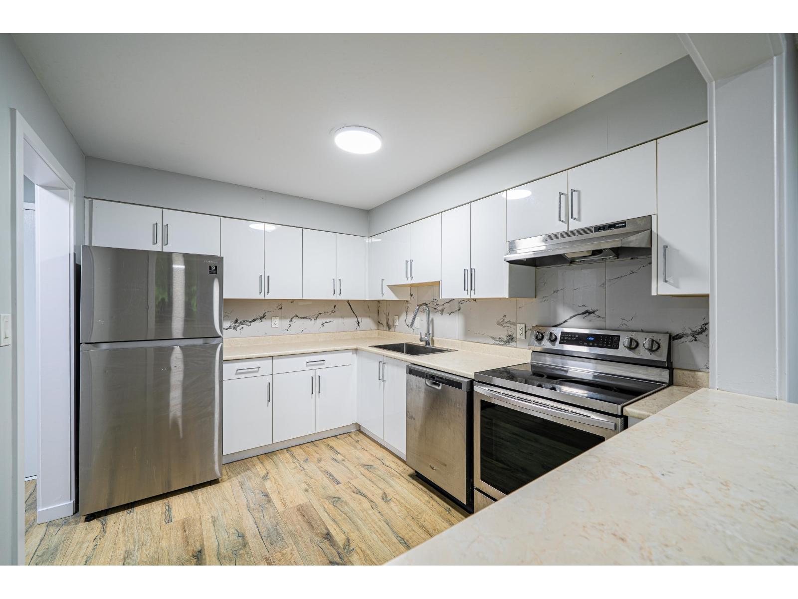 308 1561 Vidal Street, White Rock, British Columbia  V4B 5A7 - Photo 8 - R3102283