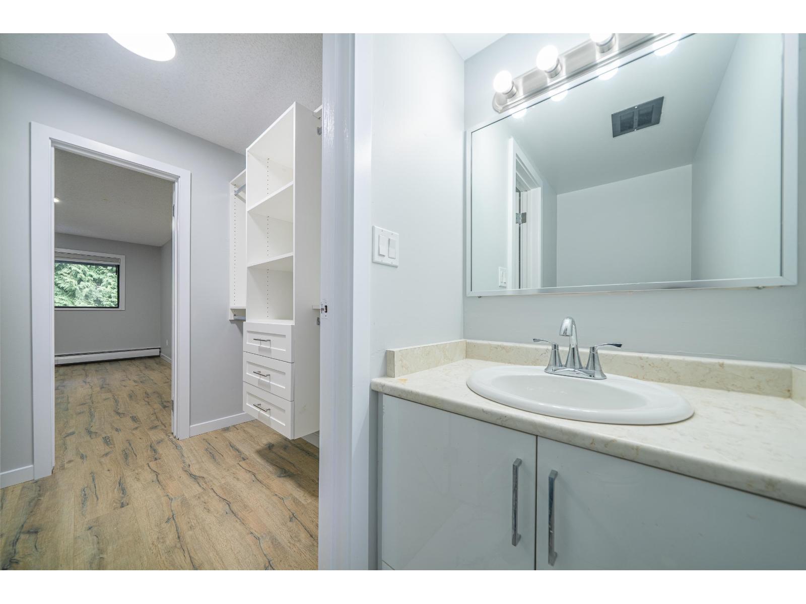 308 1561 Vidal Street, White Rock, British Columbia  V4B 5A7 - Photo 26 - R3102283