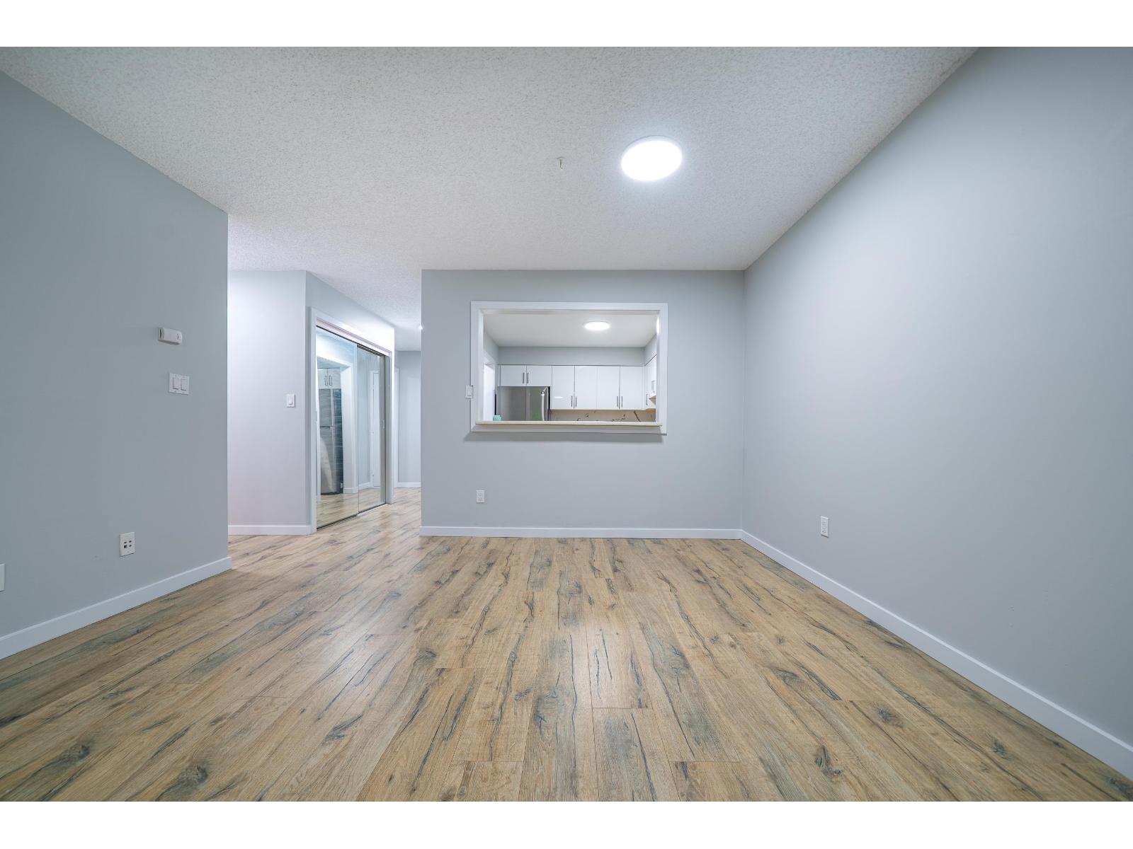 308 1561 Vidal Street, White Rock, British Columbia  V4B 5A7 - Photo 13 - R3102283