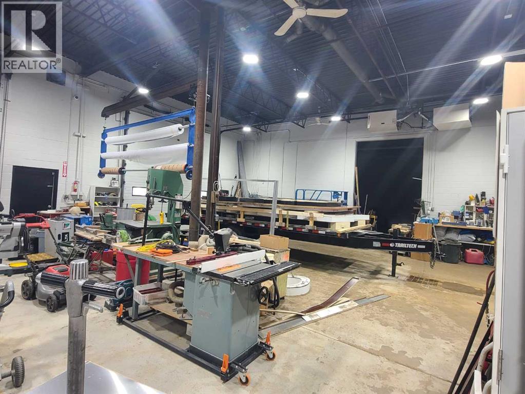 7810 102 Avenue, Peace River, Alberta  T8S 1R2 - Photo 21 - A2202161