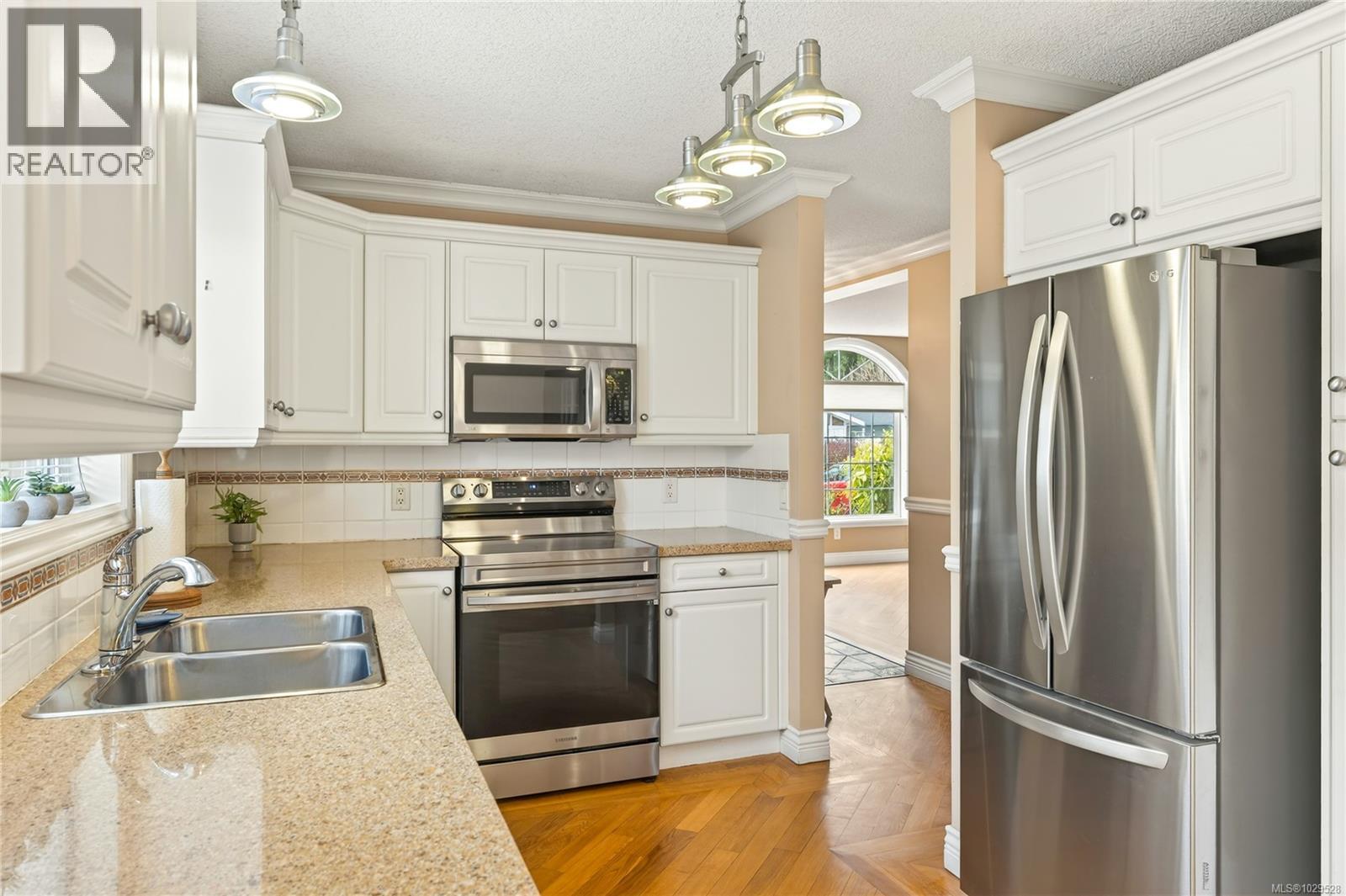 3983 Valewood Dr, Nanaimo, British Columbia  V9T 6B9 - Photo 24 - 1029528