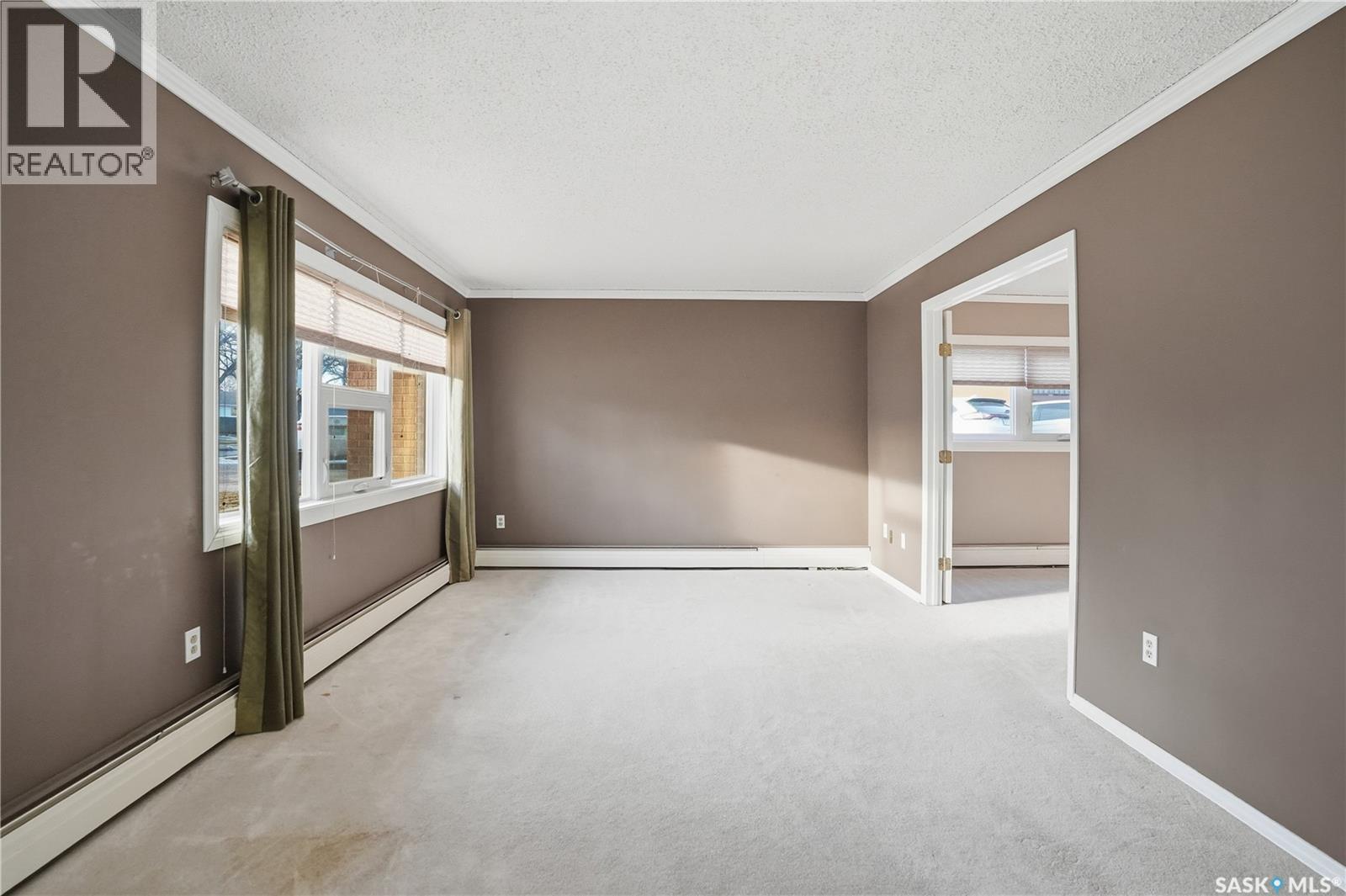 1 4341 Rae Street, Regina, Saskatchewan  S4S 3B2 - Photo 10 - SK031102