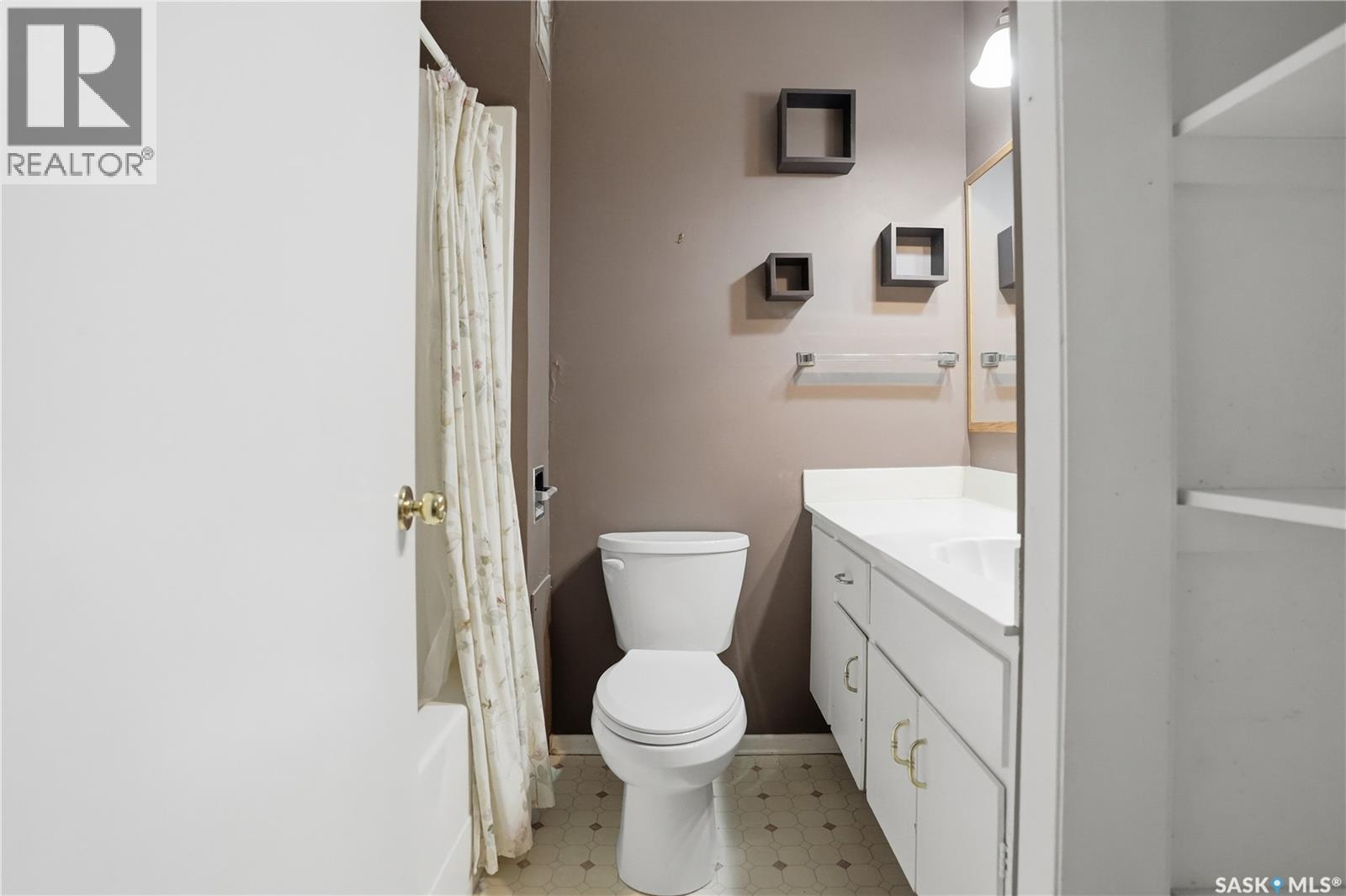 1 4341 Rae Street, Regina, Saskatchewan  S4S 3B2 - Photo 23 - SK031102