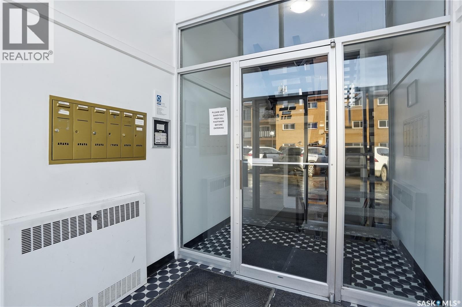 1 4341 Rae Street, Regina, Saskatchewan  S4S 3B2 - Photo 27 - SK031102