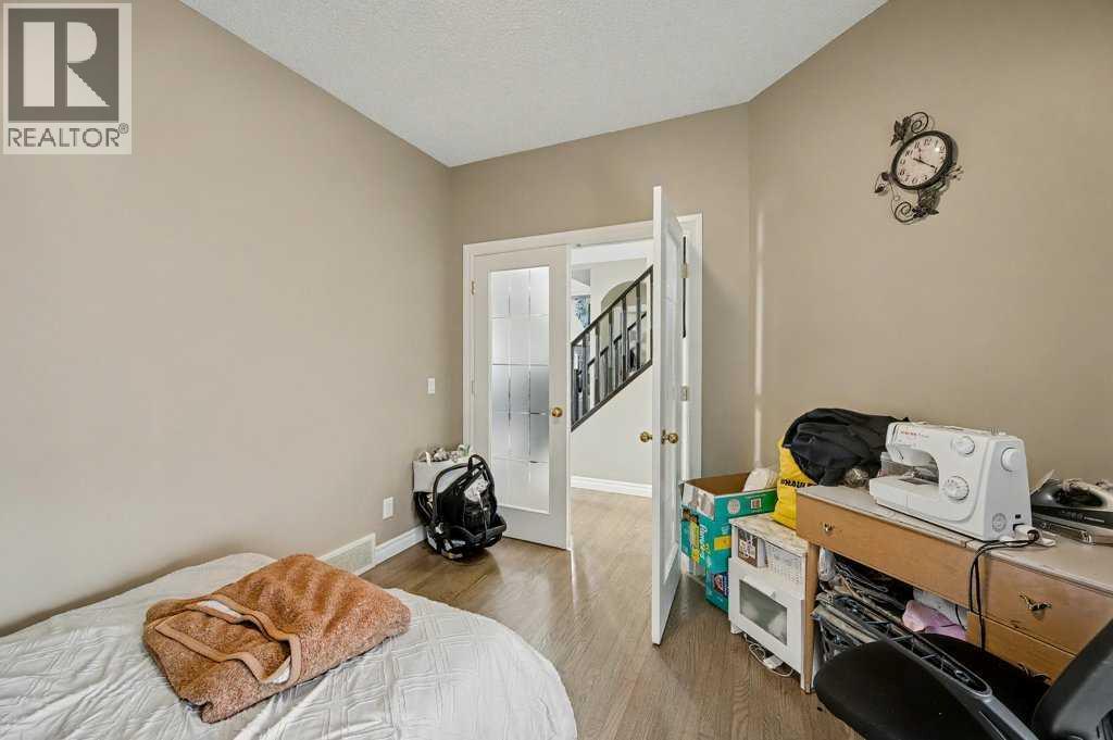 91 Panatella Close Nw, Calgary, Alberta  T3K 6C8 - Photo 11 - A2289055