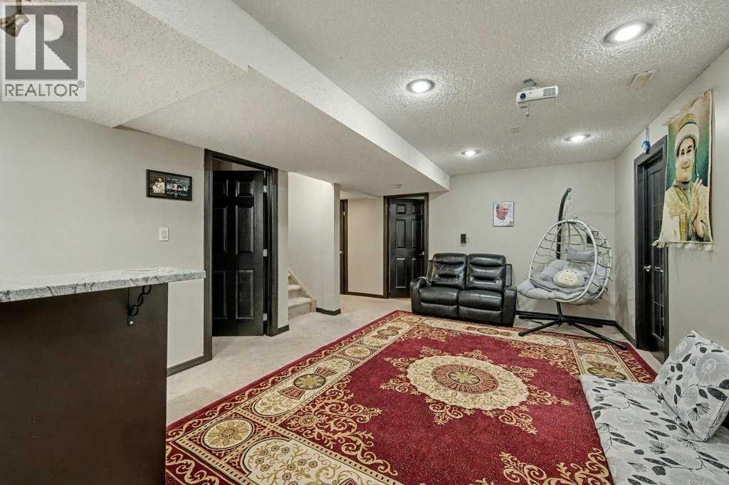 91 Panatella Close Nw, Calgary, Alberta  T3K 6C8 - Photo 34 - A2289055