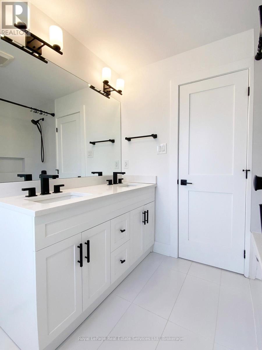 Main & Second Floor - 94 West 32nd Street, Hamilton, Ontario  L9C 5G9 - Photo 23 - X12901688