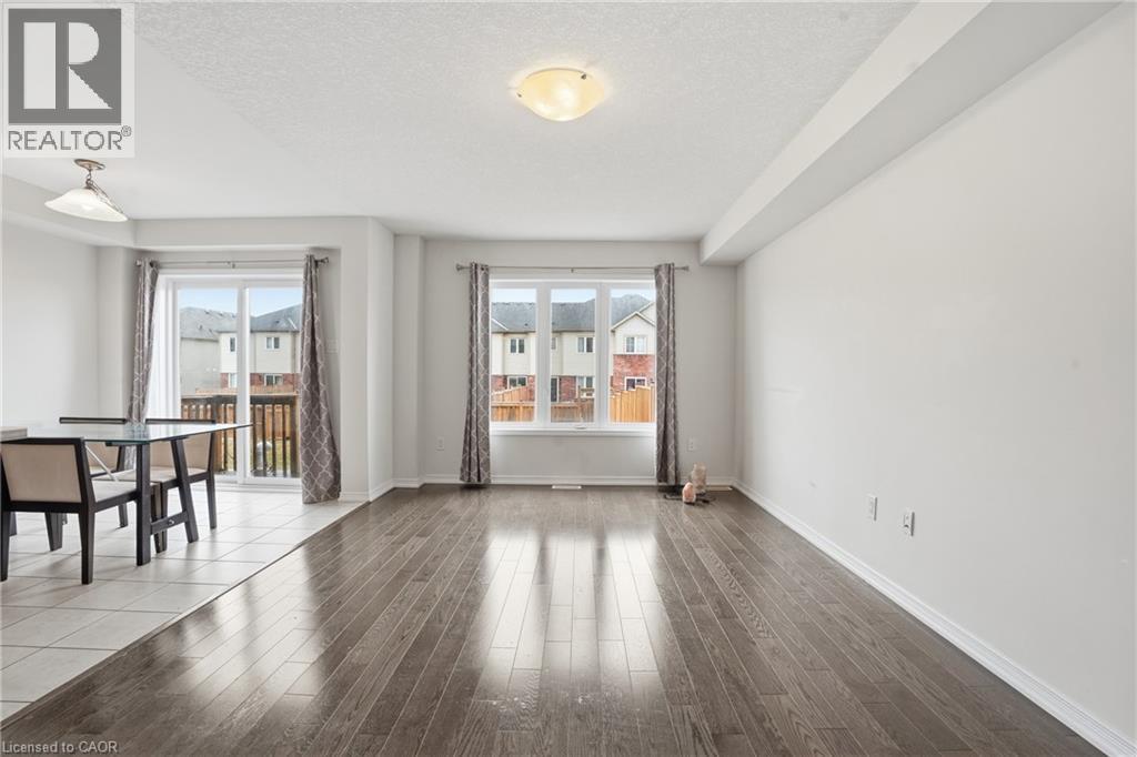 220 Powell Road, Brantford, Ontario  N3T 0N8 - Photo 9 - 40814418