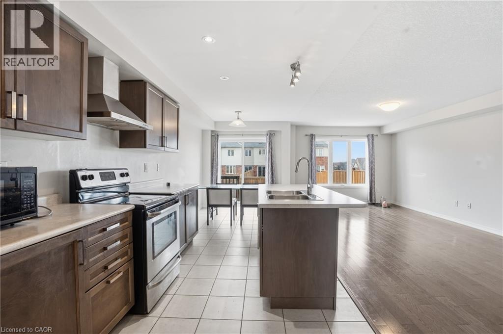 220 Powell Road, Brantford, Ontario  N3T 0N8 - Photo 6 - 40814418