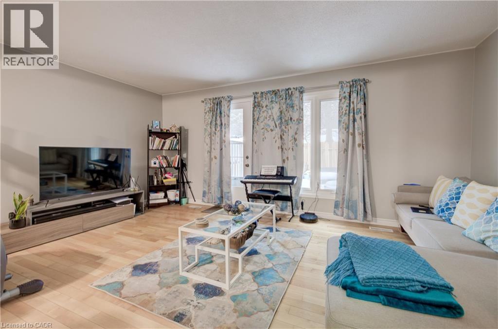 206 Green Valley Drive Unit# 30, Kitchener, Ontario  N2P 1G9 - Photo 3 - 40814461