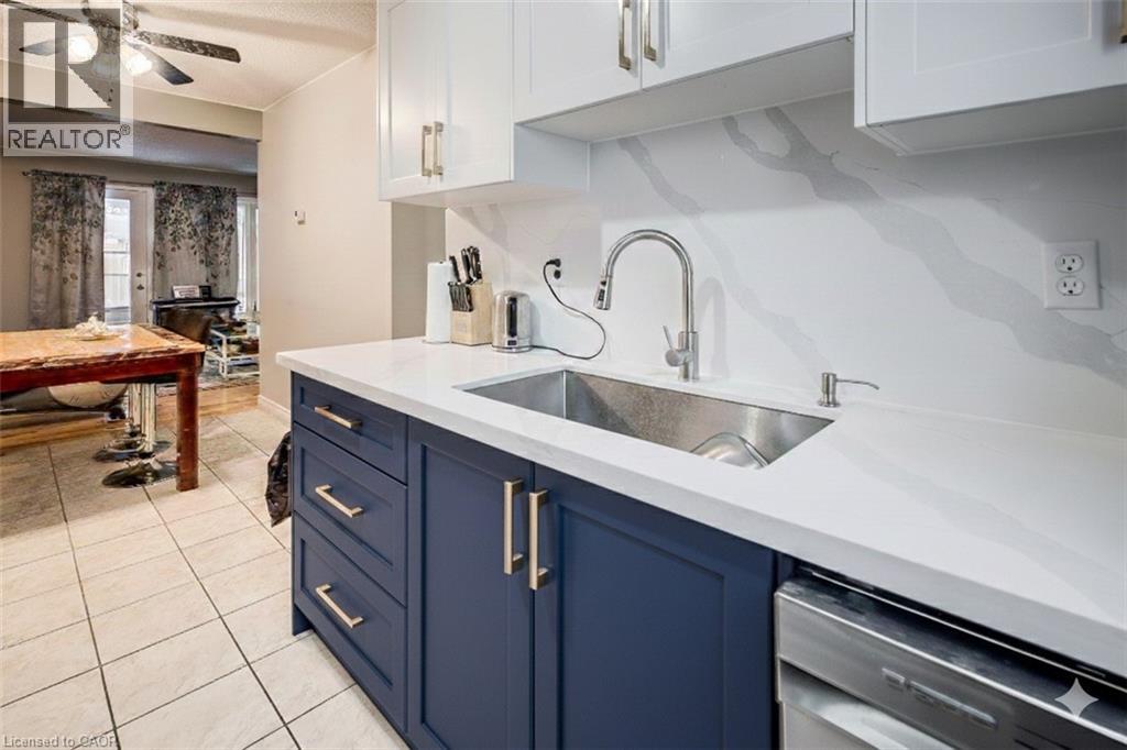 206 Green Valley Drive Unit# 30, Kitchener, Ontario  N2P 1G9 - Photo 9 - 40814461