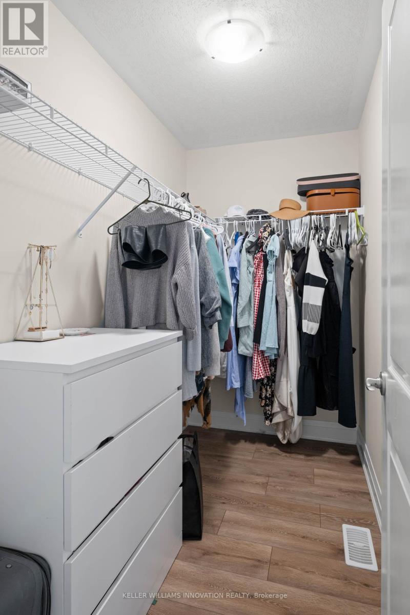 100 Nathalie Street, Waterloo, Ontario  N2E 0J1 - Photo 31 - X12916216