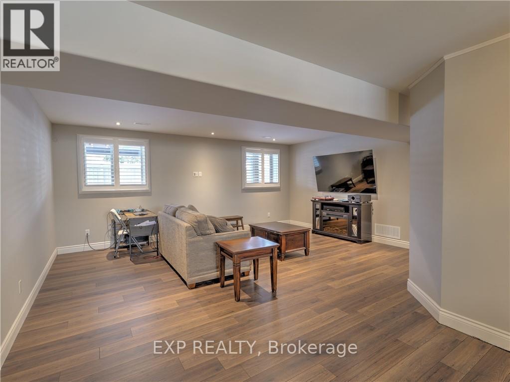 1093 Cloverdale Court, Greater Sudbury, Ontario  P0M 1E0 - Photo 39 - X12916362