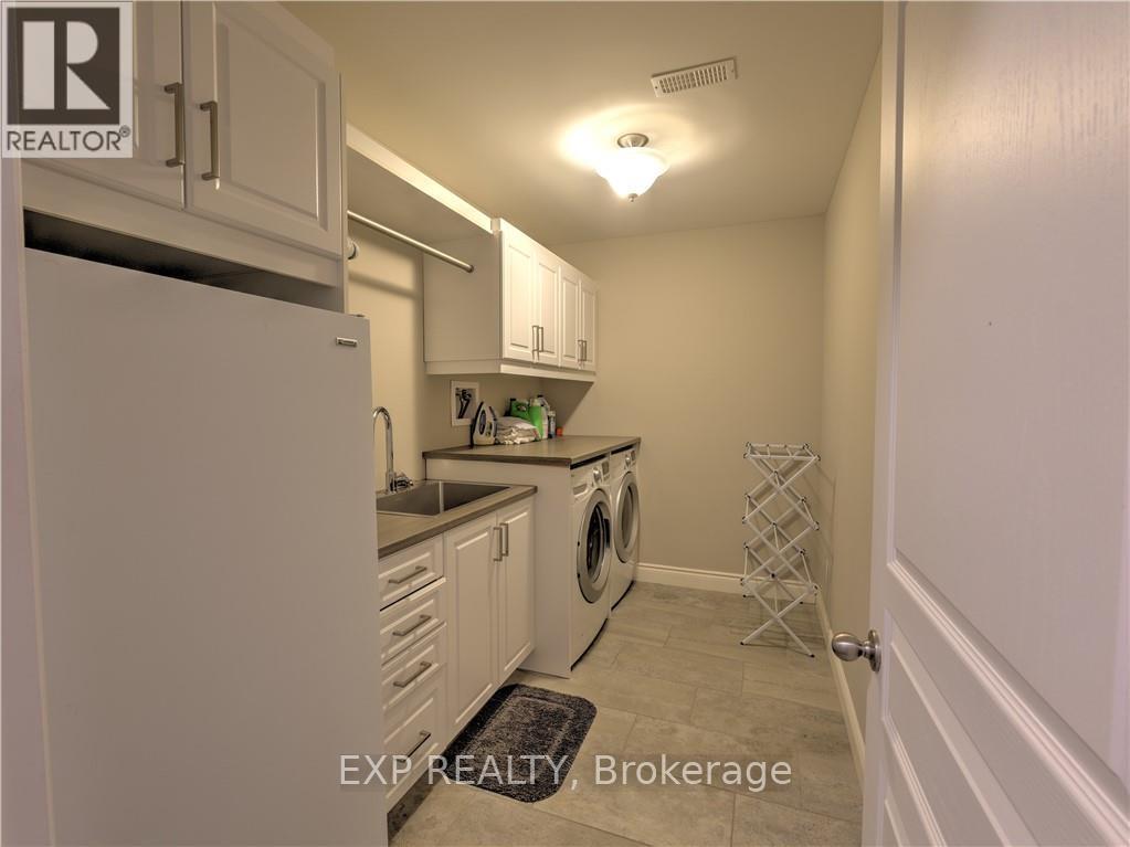 1093 Cloverdale Court, Greater Sudbury, Ontario  P0M 1E0 - Photo 43 - X12916362