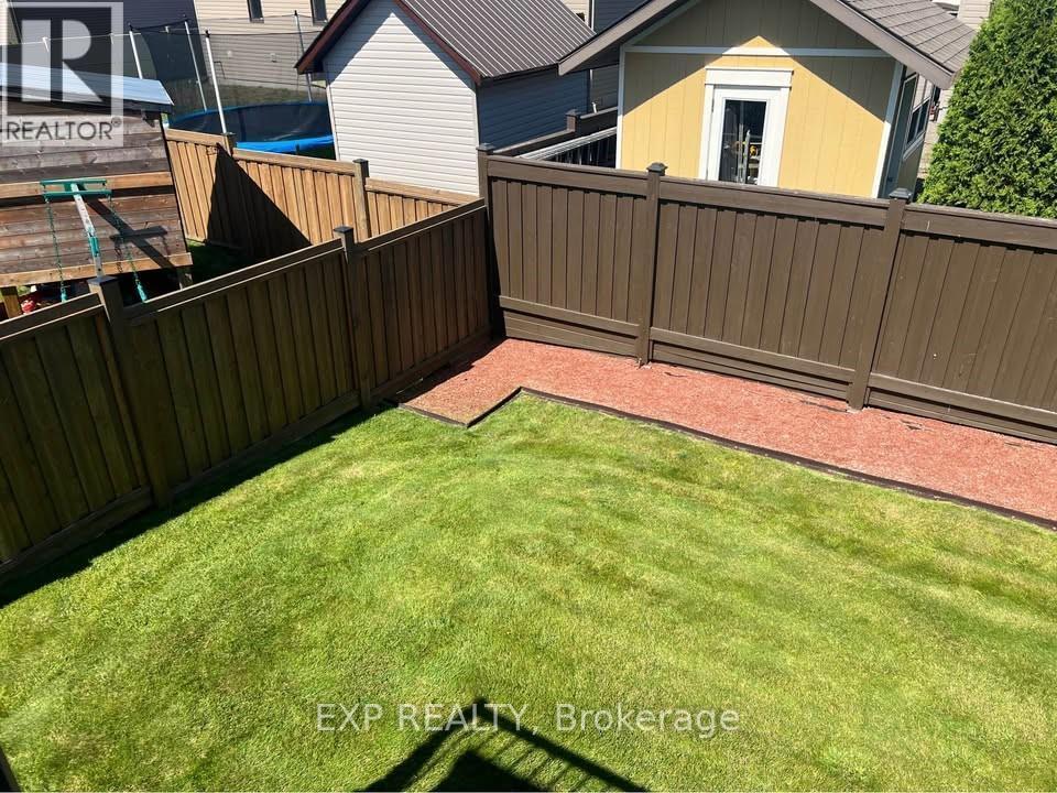 1093 Cloverdale Court, Greater Sudbury, Ontario  P0M 1E0 - Photo 46 - X12916362