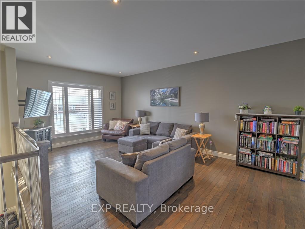 1093 Cloverdale Court, Greater Sudbury, Ontario  P0M 1E0 - Photo 6 - X12916362