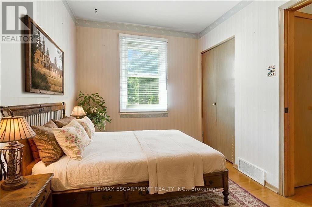 18 Jasper Drive, Hamilton, Ontario L8G 2S7 - Photo 27 - X12916420