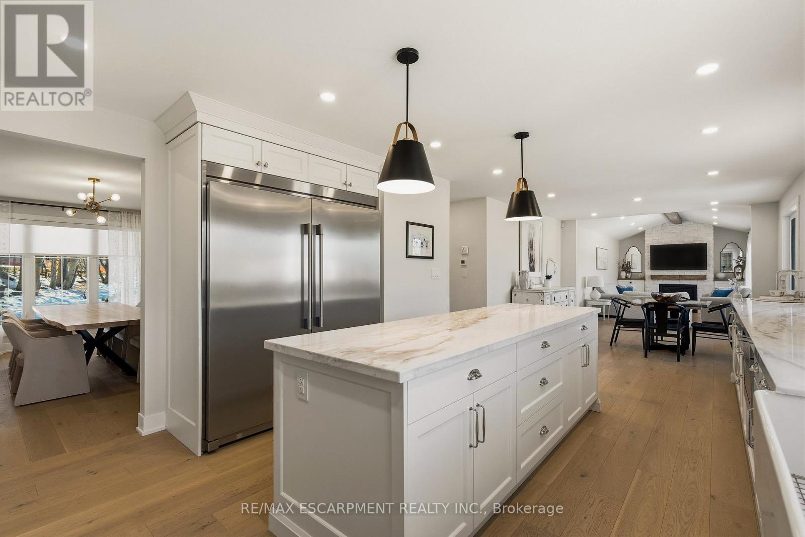 204 Falling Brook Drive, Hamilton, Ontario  L9G 1E6 - Photo 20 - X12916424