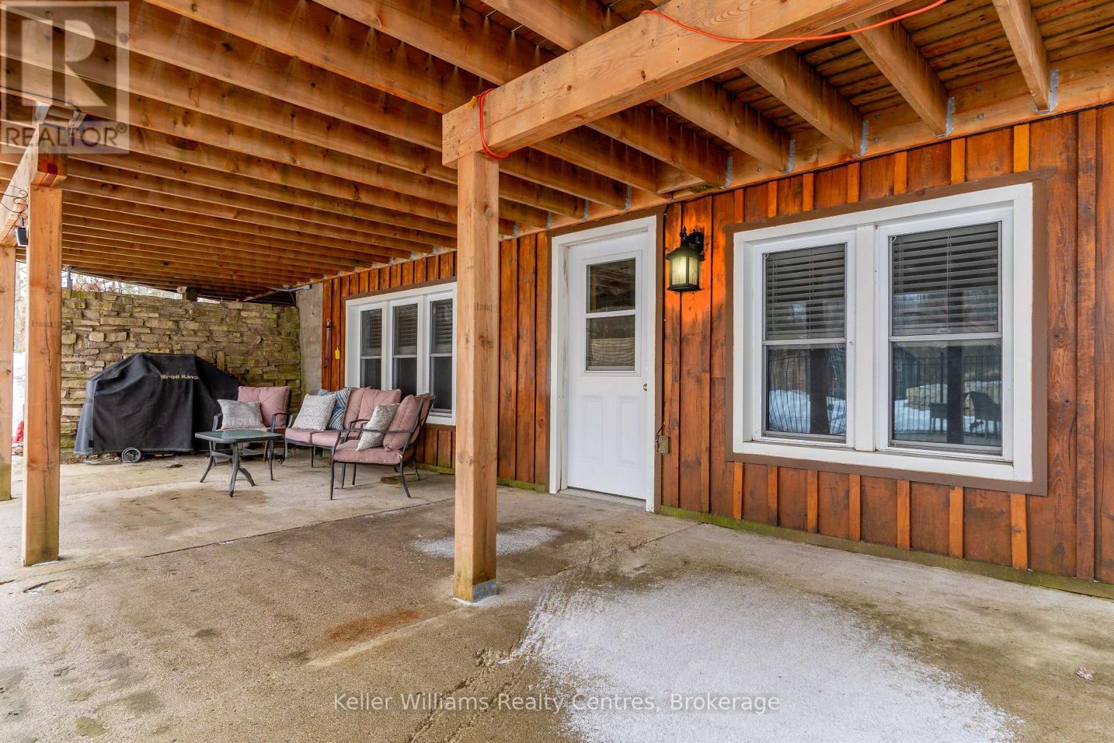 47 Bryant Street, South Bruce Peninsula, Ontario  N0H 2T0 - Photo 3 - X12912032