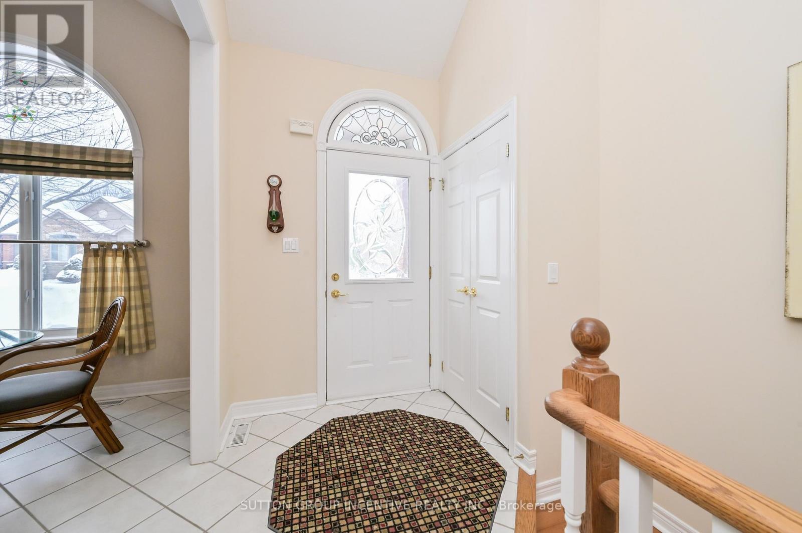 71 Bella Vista Trail, New Tecumseth, Ontario  L9R 2E2 - Photo 2 - N12788890