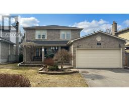 911 FERNDALE CRESCENT, Newmarket, Ontario