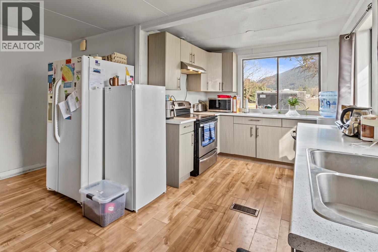 2103 Erickson Road, Erickson, British Columbia  V0B 1G1 - Photo 9 - 10378847