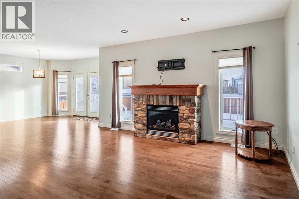 19 Viceroy Crescent, Olds, Alberta  T4H 0C4 - Photo 3 - A2272495