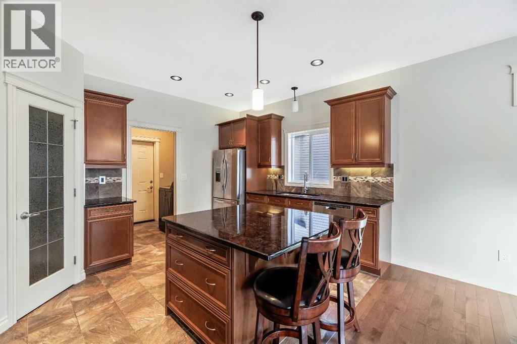 19 Viceroy Crescent, Olds, Alberta  T4H 0C4 - Photo 7 - A2272495