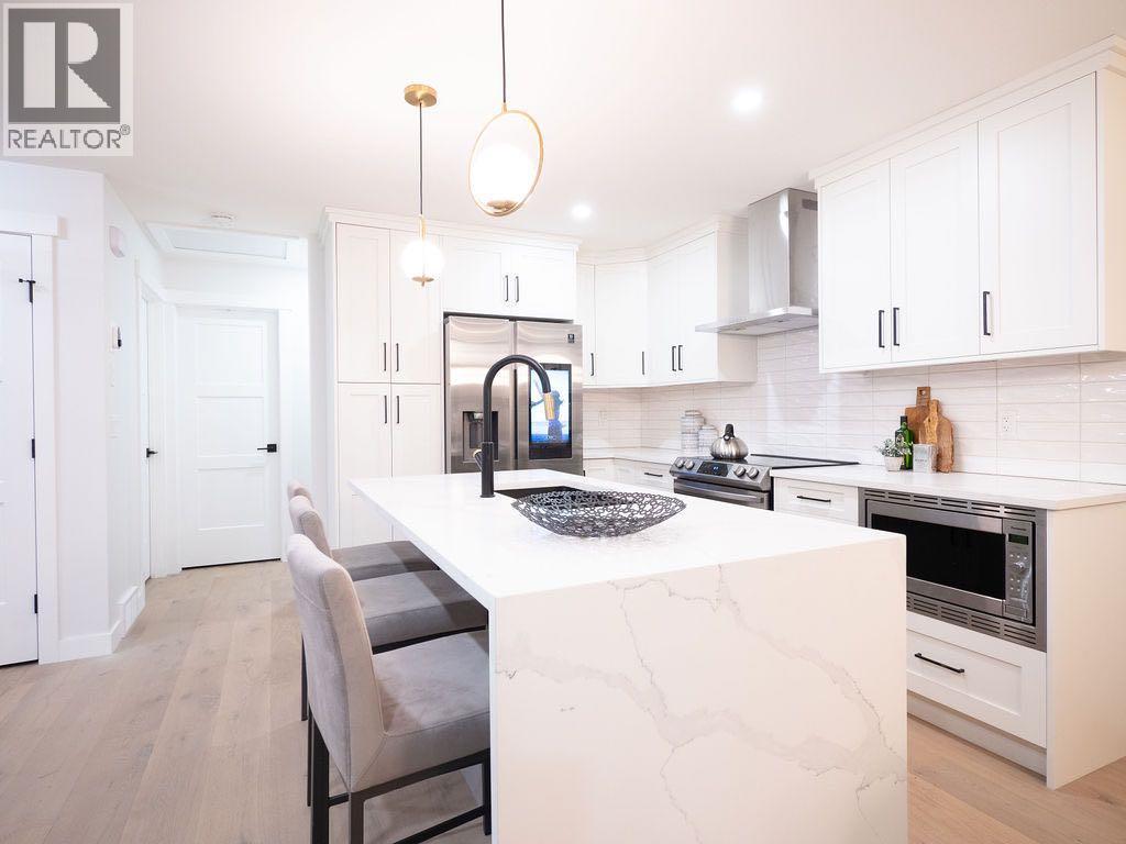 1349 Lake Sylvan Drive Se, Calgary, Alberta  T2J 3Z5 - Photo 3 - A2279137