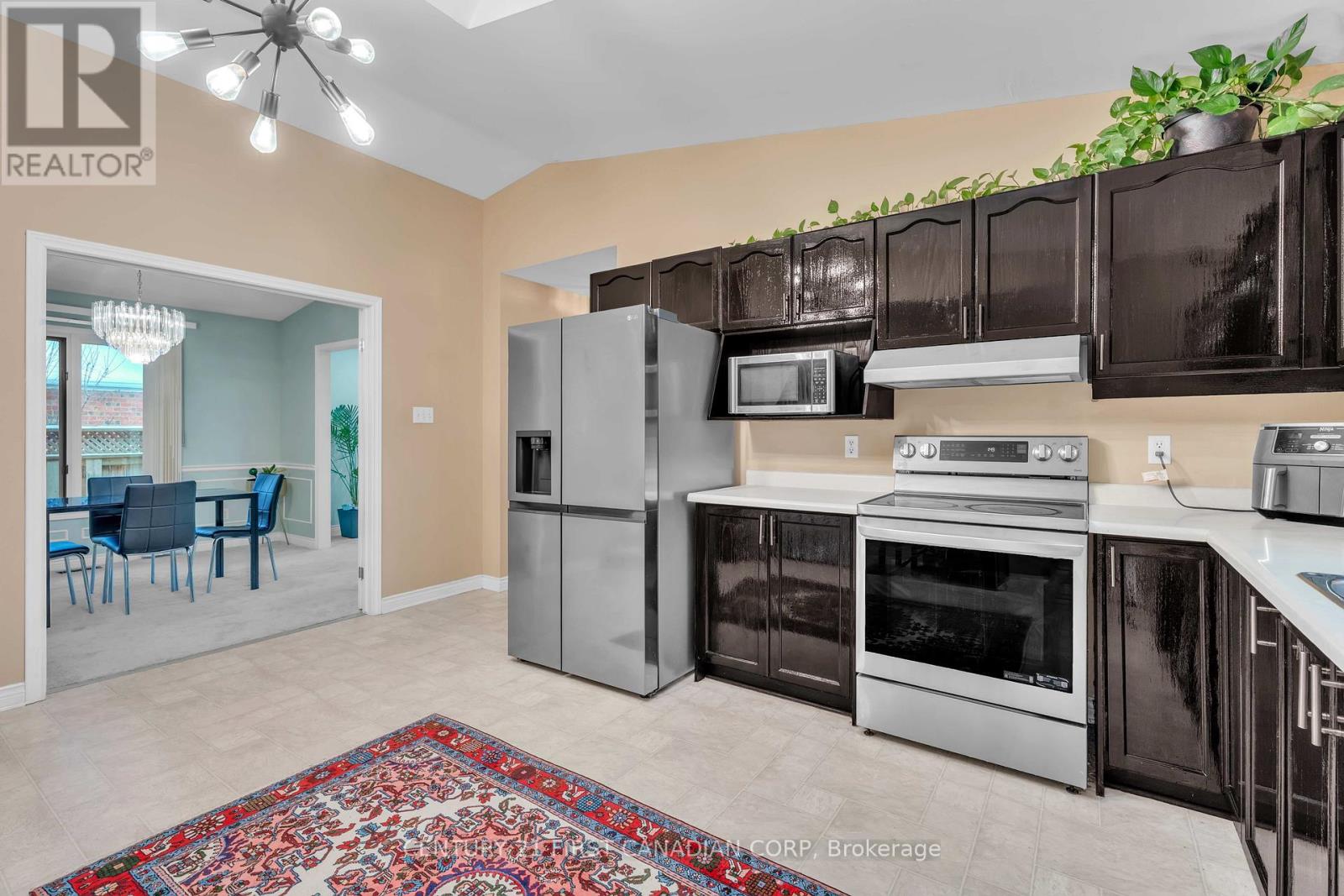 23 Josselyn Drive, London South, Ontario  N6E 3S6 - Photo 15 - X12916444