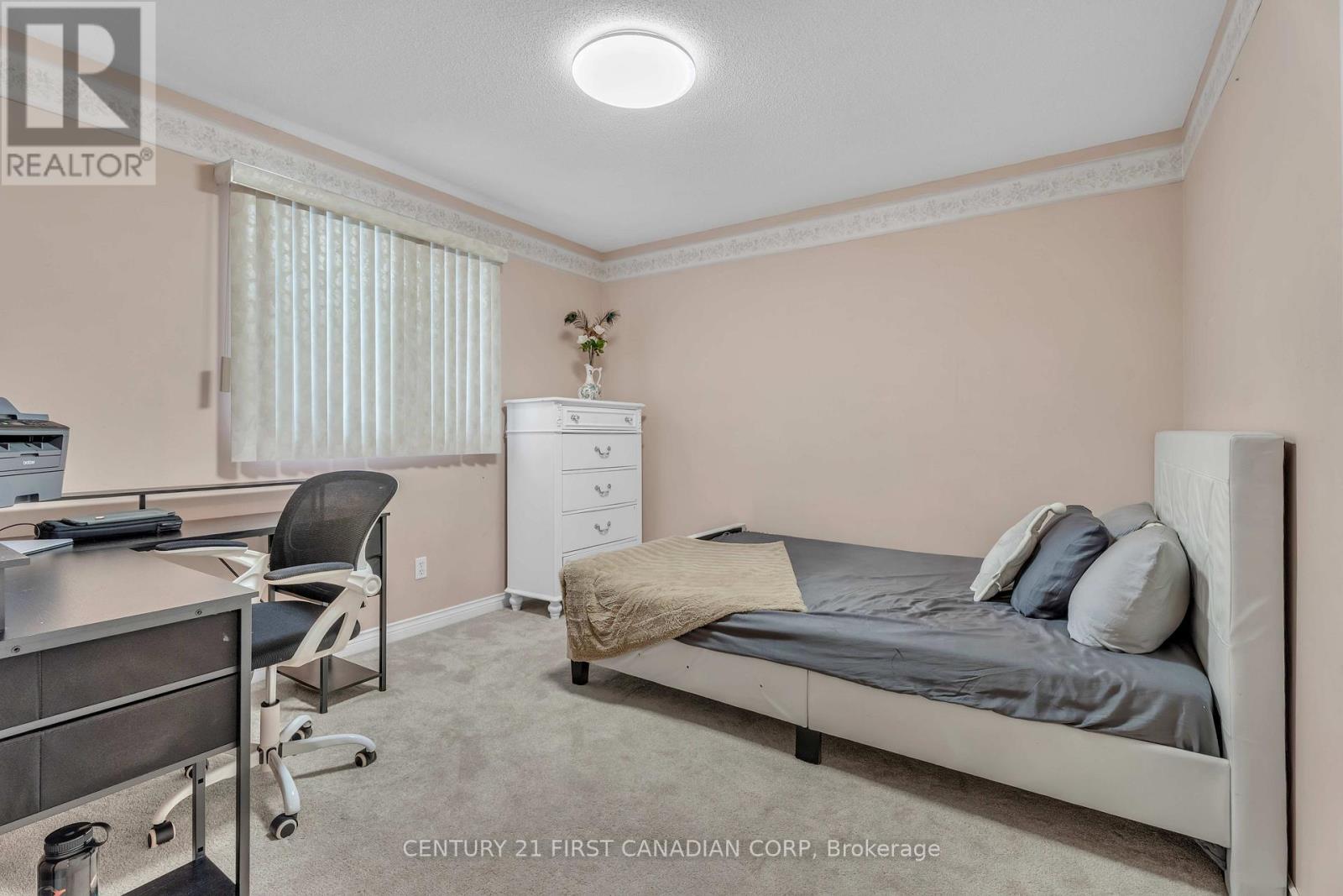 23 Josselyn Drive, London South, Ontario  N6E 3S6 - Photo 24 - X12916444