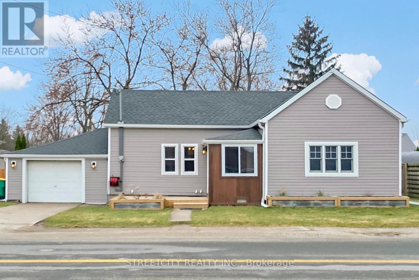 190 KING STREET, Southwest Middlesex, Ontario