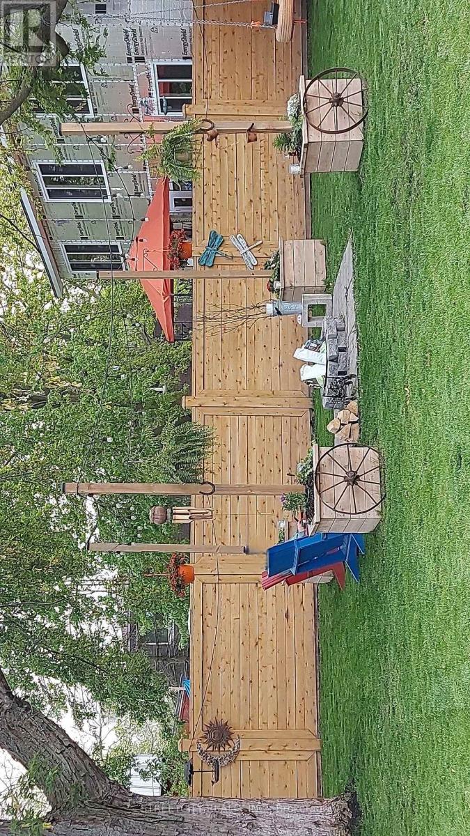 Photo 44 of 47 for 190 King Street