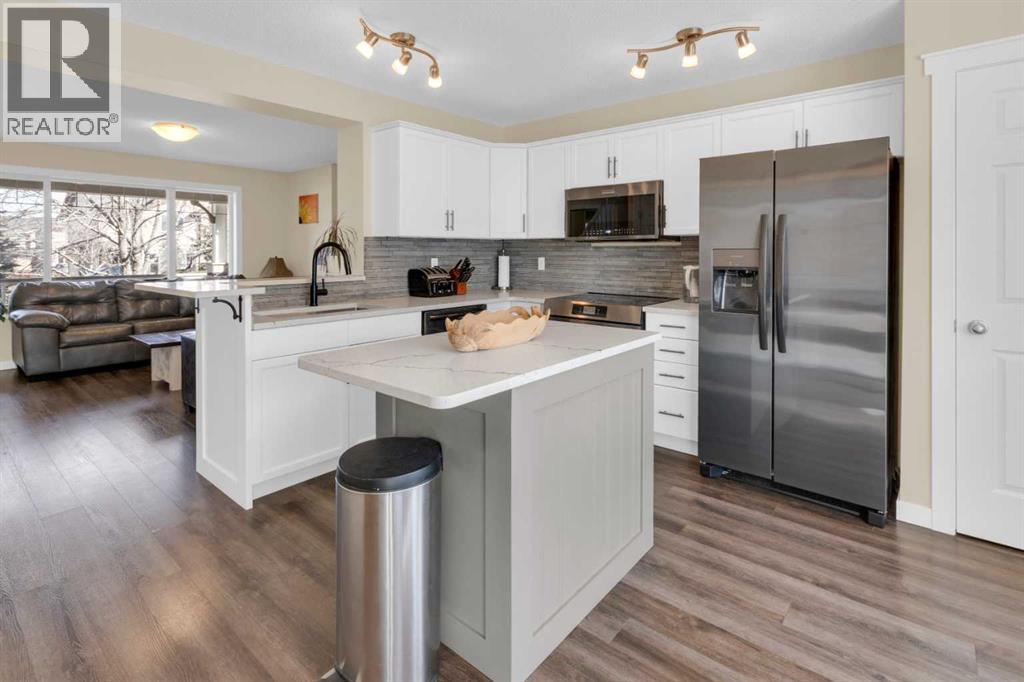 2399 Sagewood Gate Sw, Airdrie, Alberta  T4B 3M7 - Photo 9 - A2295973