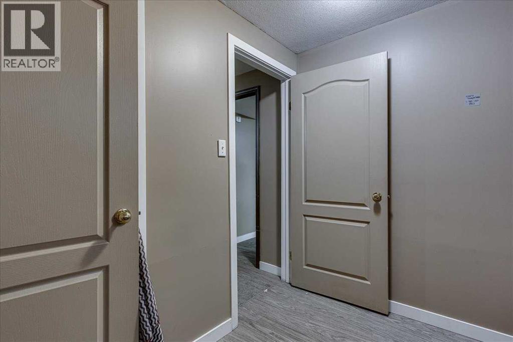 5929 West Park Crescent, Red Deer, Alberta  T4N 1E9 - Photo 20 - A2295991