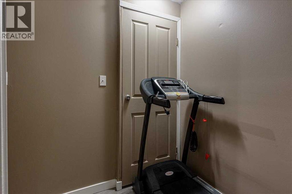 5929 West Park Crescent, Red Deer, Alberta  T4N 1E9 - Photo 24 - A2295991